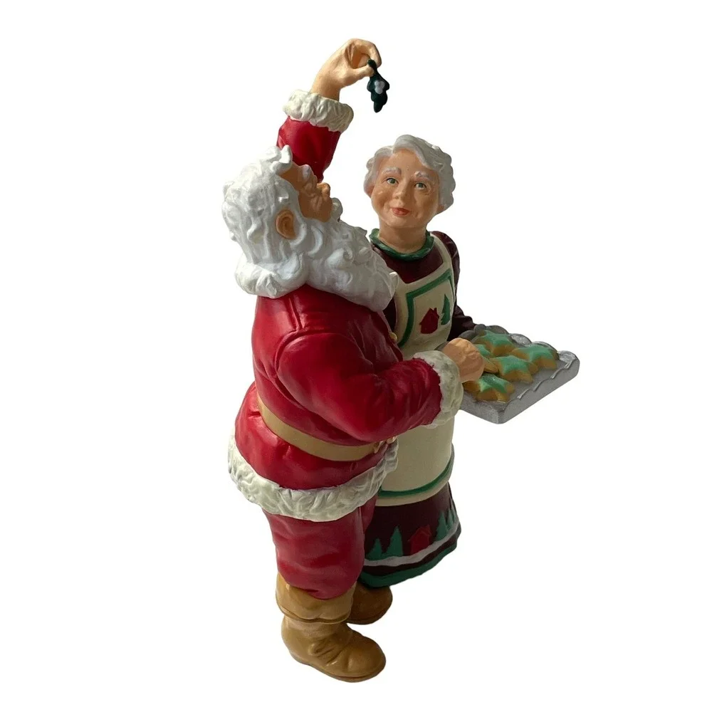 Hallmark Keepsake Santa Sneaks A Sweet‎ Cooking For Christmas Ornament 2001